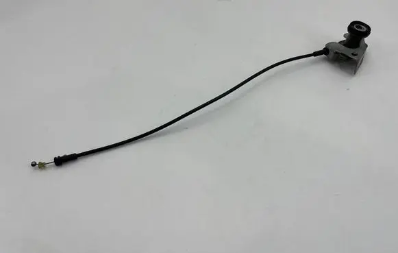 Jaguar XK8 - XKR Engine bonnet/hood lock release cable 