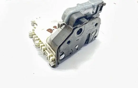 Audi A5 8T 8F Front door lock 8J1837016F