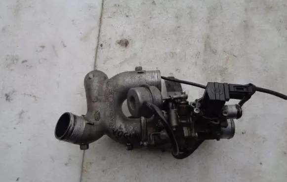 Land Rover Range Rover L405 EGR valve line/pipe/hose CPLA98659CA
