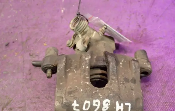 Ford Focus C-MAX Rear brake caliper