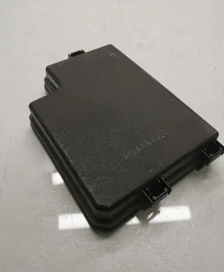 Toyota C-HR I Fuse box cover 8266242611