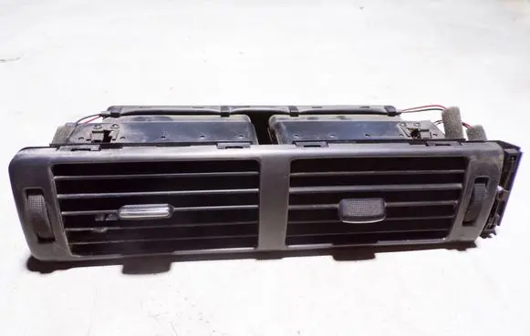 Audi A6 S6 C5 4B Dash center air vent grill 4B1820951