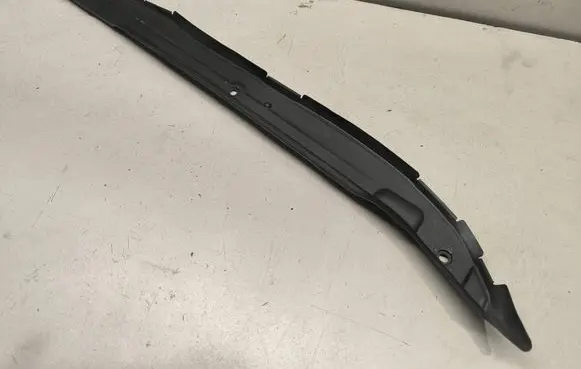 Porsche Cayenne (9Y0 9Y3) Fender end trim 9Y0854777A