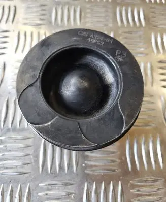 Piston
