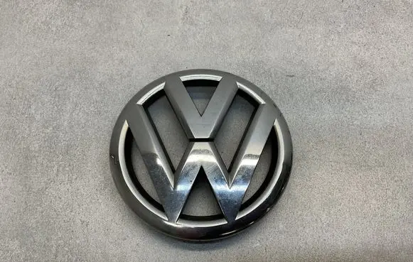 Volkswagen Polo V 6R Manufacturer badge logo/emblem 6R0853600A