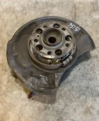 Mercedes-Benz E W211 Rear wheel hub