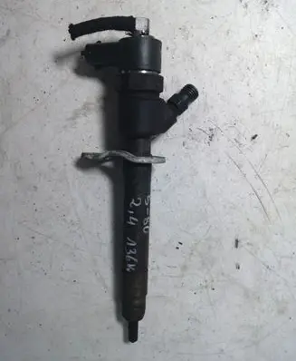Volvo S80 Fuel injector 30777526 0445110