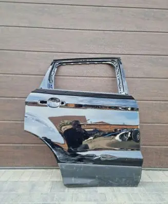 Ford Kuga II Rear door