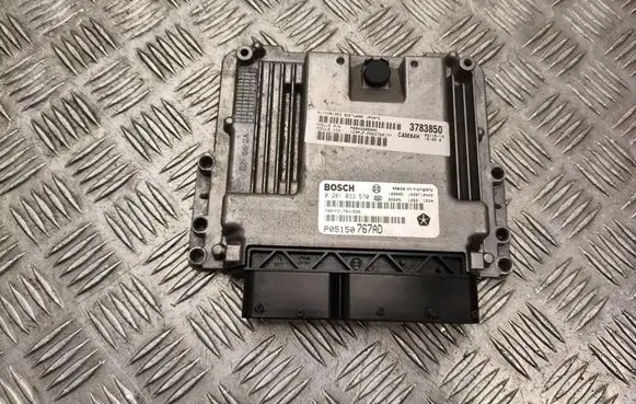 Jeep Grand Cherokee Engine control unit/module P05150767AD