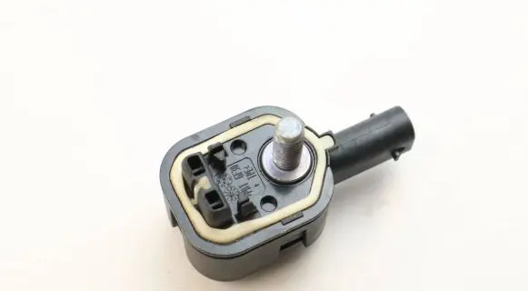 BMW 7 F01 F02 F03 F04 Airbag deployment crash/impact sensor 9224178