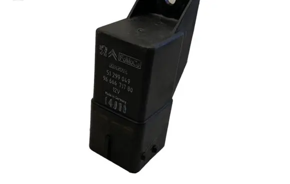 Ford Focus Glow plug pre-heat relay 51299049 9666671780