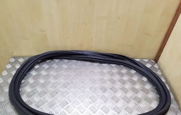 BMW X5 E70 Trunk rubber seal (body) 