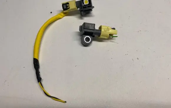 KIA Ceed Airbag deployment crash/impact sensor 95920-L1000