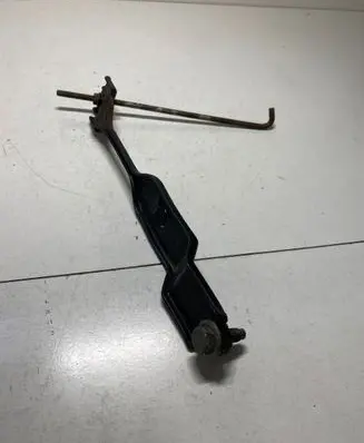 Battery bracket