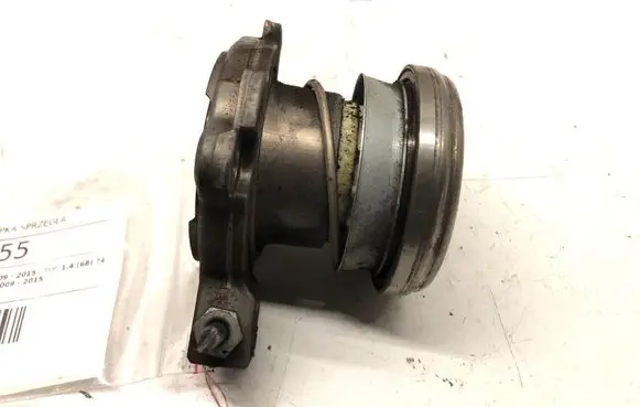 Opel Astra J Clutch slave cylinder 