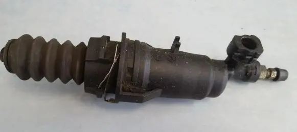 Peugeot 406 Clutch master cylinder