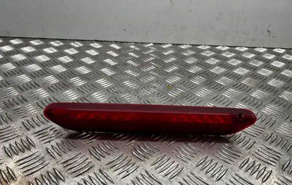 Skoda Octavia Mk2 (1Z) Third/center stoplight 1Z9945097A E2018186 4805870