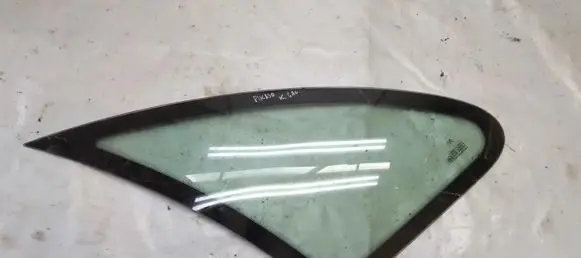 Citroen Xsara Picasso Rear side window
