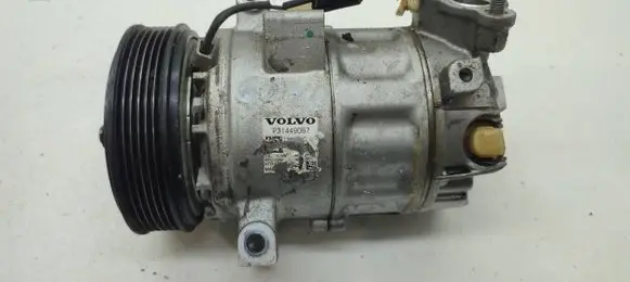 Volvo V60 Air conditioning (A/C) compressor (pump) 31449067