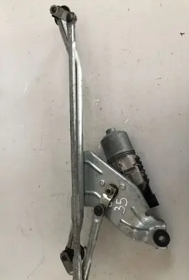 Dacia Sandero Front wiper linkage and motor 3397020879 8200619512 020963
