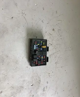 Chevrolet Captiva Fuse module