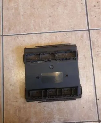 Volkswagen Transporter - Caravelle T5 Comfort/convenience module 12240660a A15351z 28089943