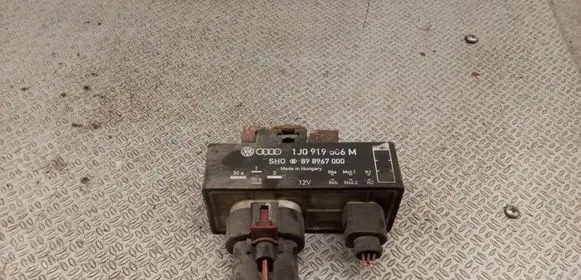 Coolant fan relay
