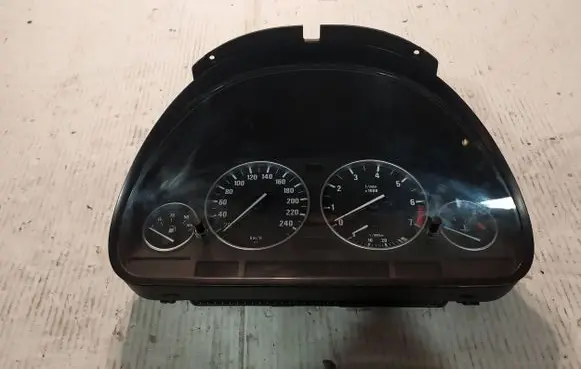 BMW 5 E39 Speedometer (instrument cluster) 62116914885 11000878400