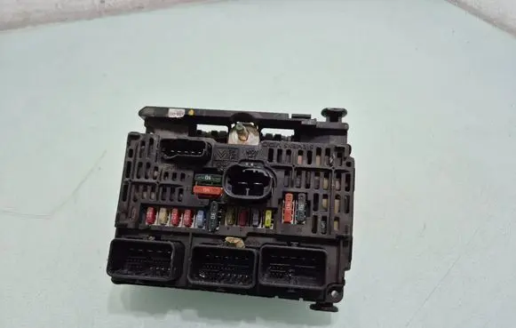 Citroen C4 I BSM Control unit 9661682780