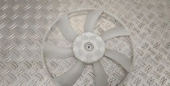 Toyota RAV 4 (XA40) Fan impeller 650