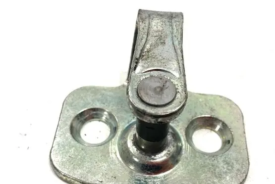 Opel Antara Rear door lock loop/hook striker 7D27
