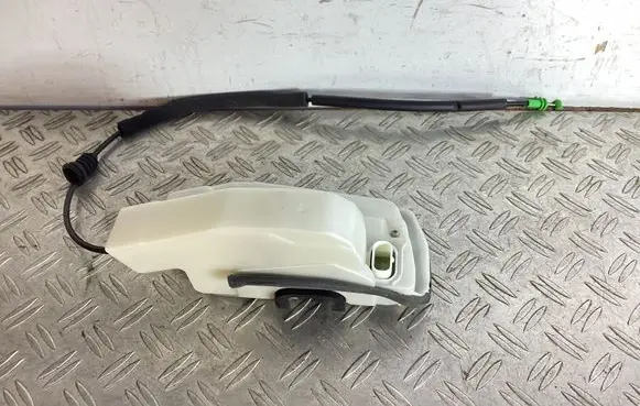 Porsche Macan (95B) Front door lock 150067301B