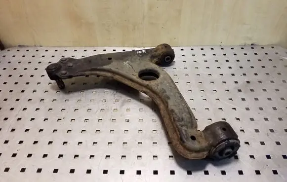 Opel Astra H Front lower control arm/wishbone