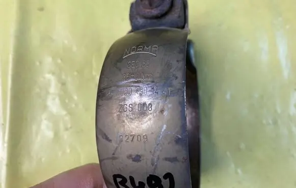 Mercedes-Benz B W245 Muffler pipe connector clamp A0004901441