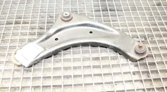 Nissan Leaf I (ZE0) Front lower control arm/wishbone