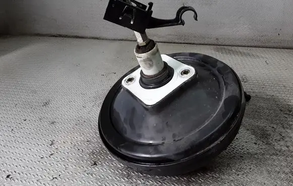 Audi A6 S6 C5 4B Brake booster 4B0612105