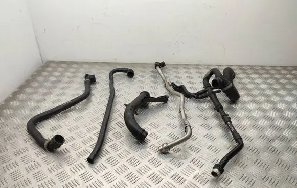Mercedes-Benz Vito Viano W447 Engine coolant pipe/hose A6542031302 A4475014000 A4475019600