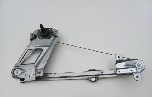 Opel Astra F Rear door manual window regulator 90360538