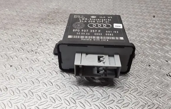 Audi A6 S6 C6 4F Light module LCM 8P0907357F