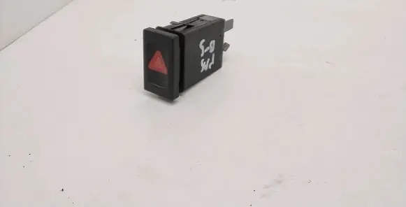 Volkswagen PASSAT B5 Hazard light switch 3B0953235B PA66GF30J