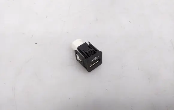 USB socket connector
