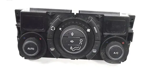 Peugeot RCZ Interior fan control switch 96718462XT