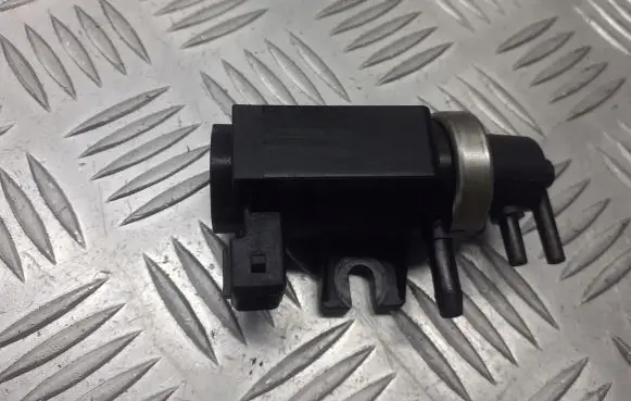 Ford Focus Vacuum valve 72279600