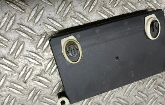 Mercedes-Benz E W211 Door control unit/module 2118208485