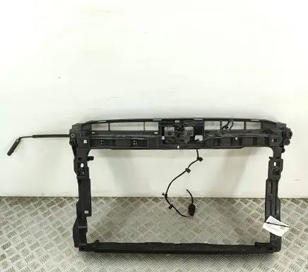 Volkswagen PASSAT B8 Radiator support slam panel 3G0805588N