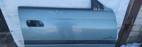 Subaru Legacy Front door