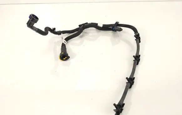 BMW i5 G60 Fuel return line/hose 8472038 7927159