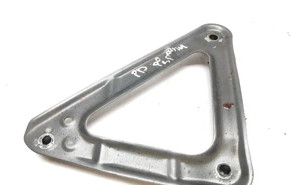 Lexus IS III XE30 Fender mounting bracket