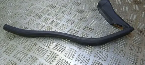 Mercedes-Benz CLS C218 AMG Engine compartment rubber A2186280098