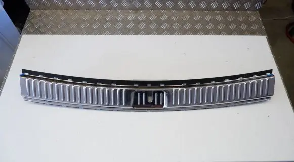 Porsche Cayenne (92A) Trunk/boot sill cover protection 7P0863459F